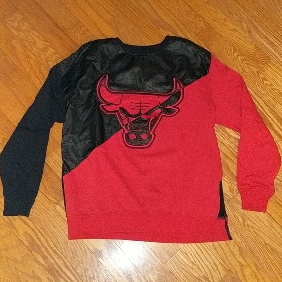NBA Other - Vintage Chicago Bull Shirt - Size 2XL